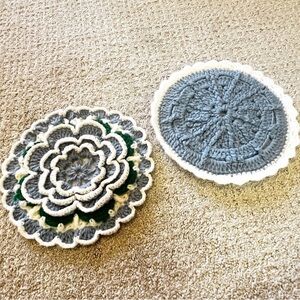 Crochet Potholder Trivets Powder Blue White Daisy Doily Retro Granny Cottage 2x